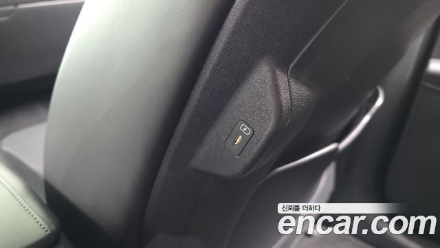 Kia Niro Air — photo 1 of 34