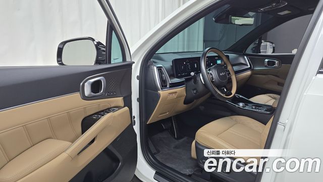Kia Sorento HEV 1.6 2WD — photo 1 of 38