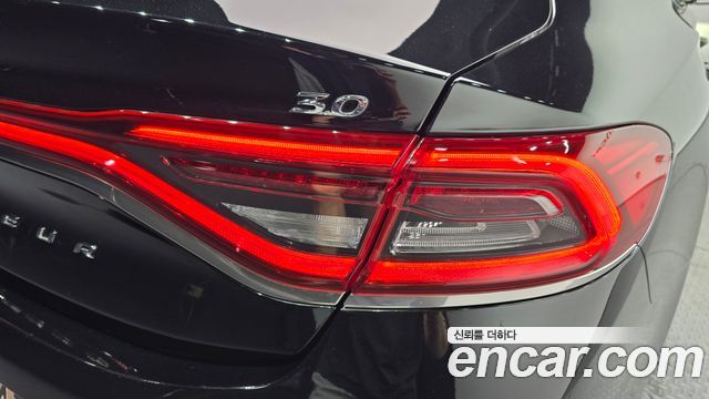 Hyundai Grandeur 2.4 Premium — photo 1 of 31