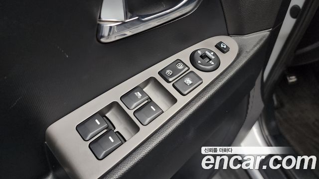 Kia Sportage Diesel 2WD Trendy — photo 1 of 31