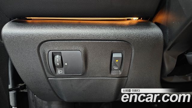Renault-KoreaSamsung SM6 2.0 GDe LE — photo 1 of 20