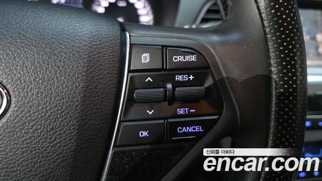 Hyundai Sonata 2.0 HEV — photo 1 of 32