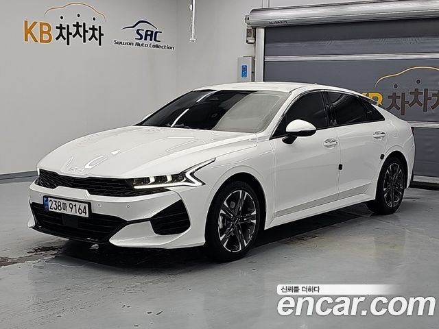 Kia K5 2.0 — photo 1 of 20