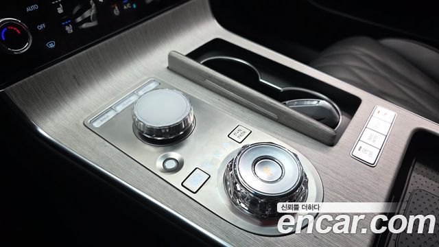 Genesis G80 Gasoline 2.5 Turbo AWD — photo 1 of 33