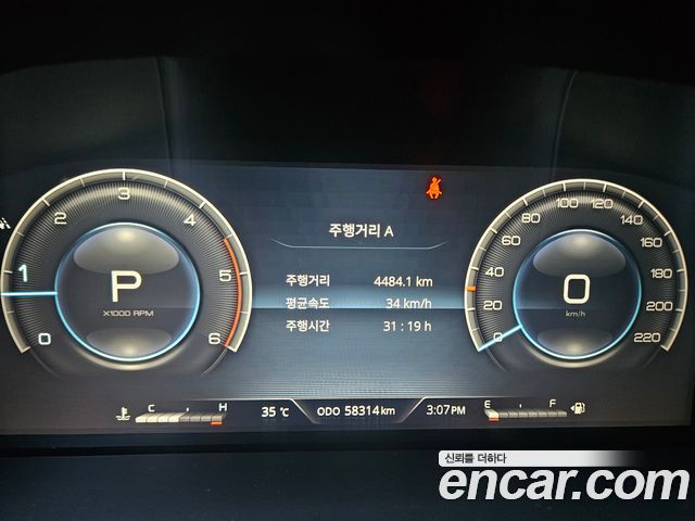 KG_Mobility_Ssangyong Rexton Diesel 2.2 4WD — photo 1 of 35