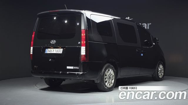 Hyundai Staria Cargo 3-Seater — photo 1 of 20