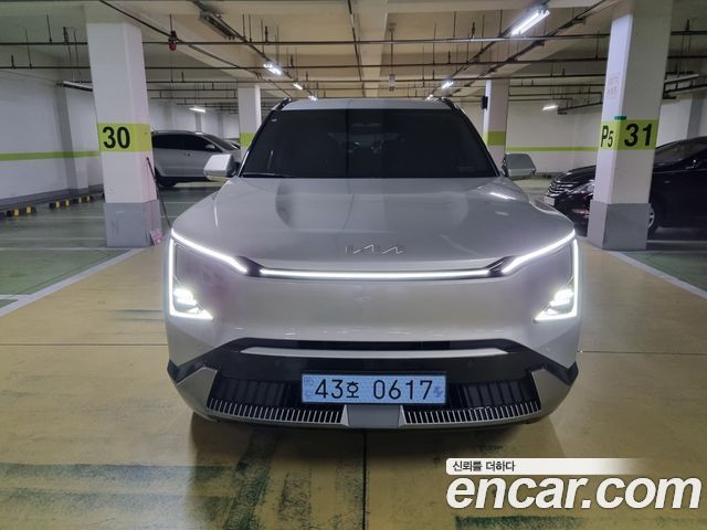 Kia EV5 Long Range 2WD — photo 1 of 19