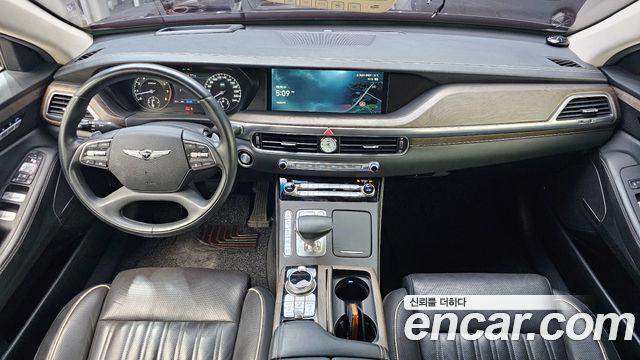 Genesis G90 3.8 AWD — photo 1 of 35