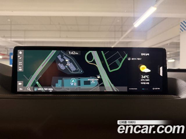Genesis GV80 2.5T Gasoline AWD — photo 1 of 20