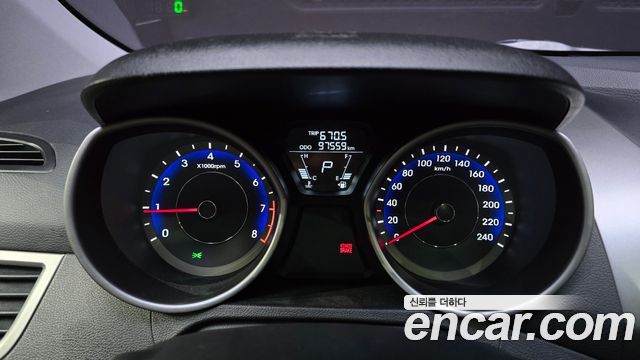 Hyundai AVANTE M16 GDI Smart — photo 1 of 30