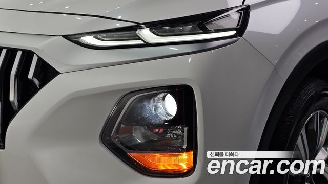 Hyundai Santafe Diesel 2.0 2WD — photo 1 of 32