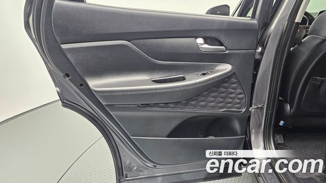 Hyundai Santafe Diesel 2.0 2WD — photo 1 of 30
