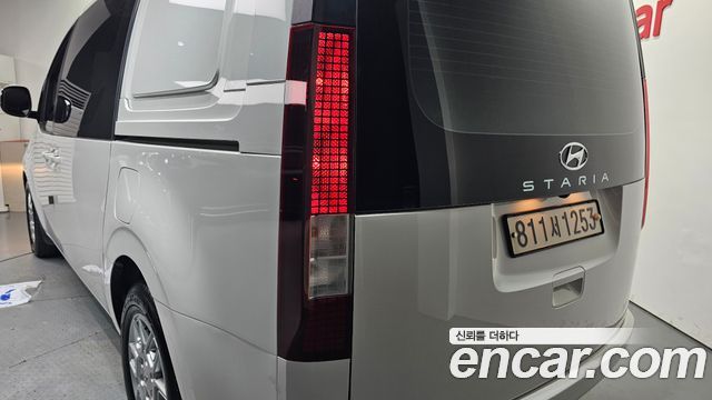 2022 Hyundai Staria Cargo 5-Seater, photograph 7