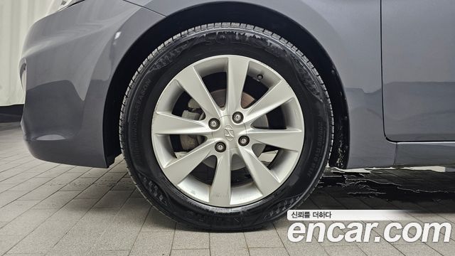 Hyundai Accent Diesel 1.6 VGT Premier — photo 1 of 31