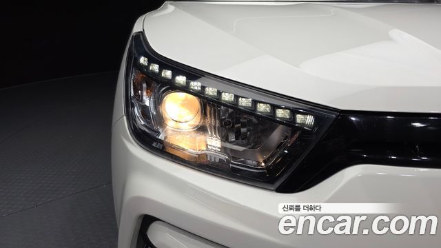 KG_Mobility_Ssangyong TIBOLI VX 2WD — photo 1 of 31