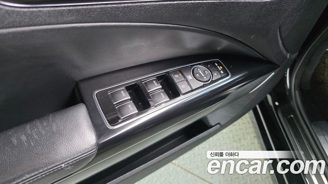 Kia K9 3.3 GDI Noblesse — photo 1 of 30