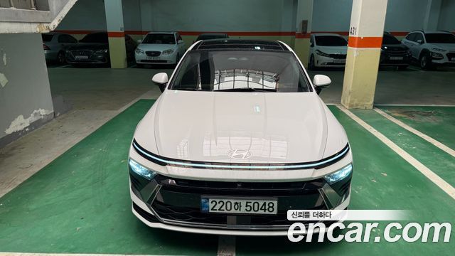 Hyundai Sonata 1.6 Turbo — photo 1 of 13