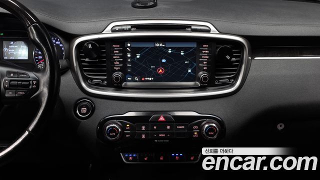 Kia Sorento Diesel 2.0 2WD — photo 1 of 20