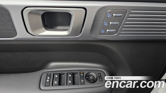 Hyundai Santafe HEV 1.6 2WD — photo 1 of 20