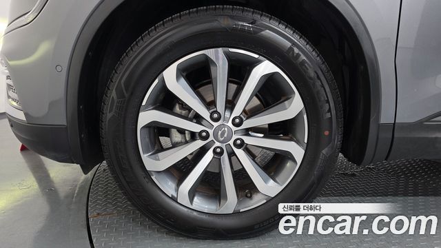 Renault-KoreaSamsung QM6 2.0 LPe LE Signature 2WD — photo 1 of 33