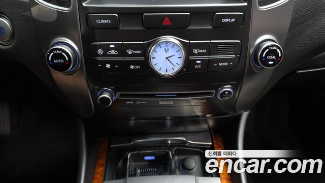 Hyundai Equus VS380 — photo 1 of 36