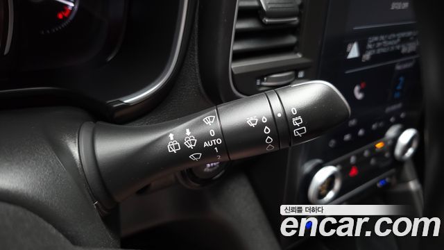 2024 Renault-KoreaSamsung QM6 2.0 GDe RE 2WD, photograph 10