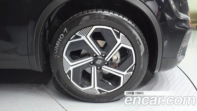 2024 Renault-KoreaSamsung QM6 2.0 GDe RE 2WD, photograph 2