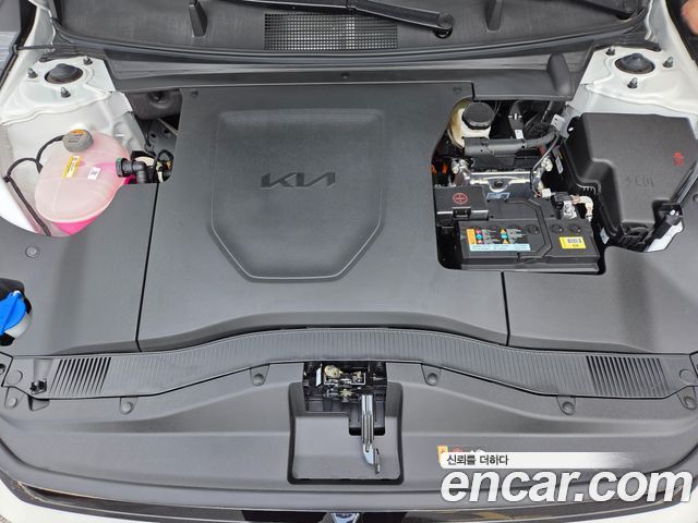 Kia EV4 Long Range 2WD — photo 1 of 20