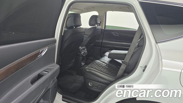 Genesis GV80 2.5T Gasoline AWD — photo 1 of 33