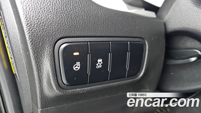 Kia RAY Luxury — photo 1 of 32