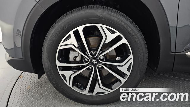 Hyundai Santafe Diesel 2.0 2WD — photo 1 of 34
