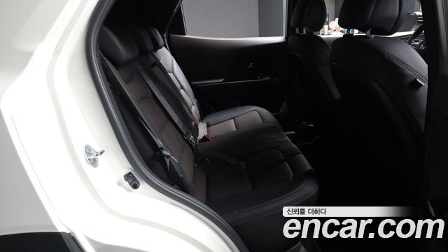KG_Mobility_Ssangyong KORANDO Gasoline 1.5 2WD C7 Black Edition — photo 1 of 32