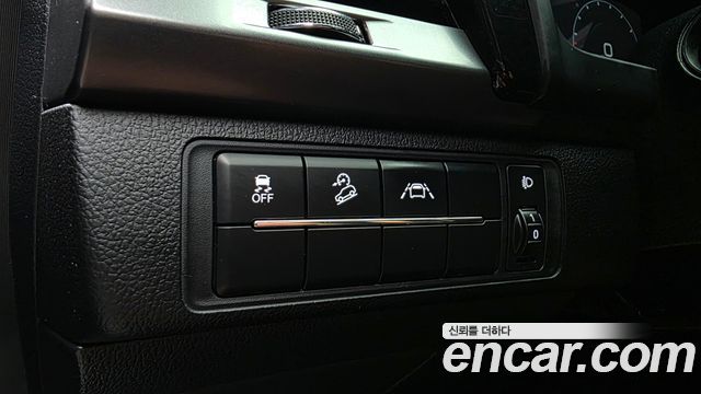 2022 KG_Mobility_Ssangyong Rexton Diesel 2.2 2WD, photograph 5
