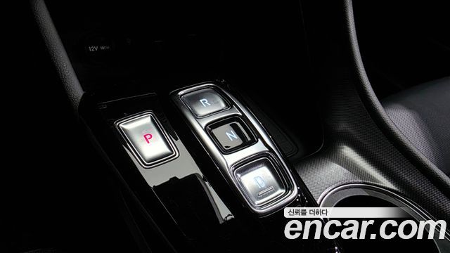 Hyundai Sonata 2.0 — photo 1 of 39