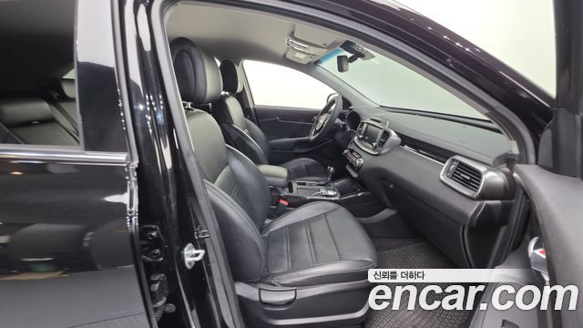 Kia Sorento Diesel 2.0 4WD — photo 1 of 30