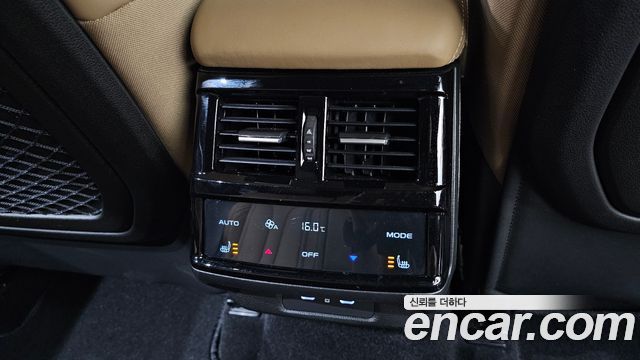 Renault-KoreaSamsung Grand Koleos 1.5 E-TECH Iconic 2WD — photo 1 of 30