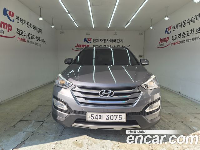 Hyundai Santafe Diesel(e-VGT) 2.0 2WD Premium — photo 1 of 20