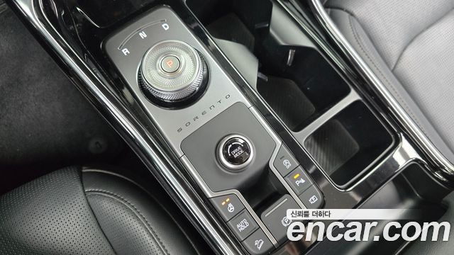 Kia Sorento Diesel 2.2 2WD — photo 1 of 35