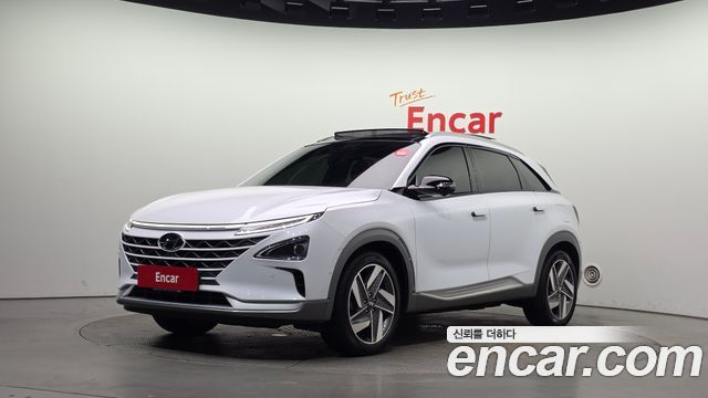 Hyundai Nexo Premium — photo 1 of 31