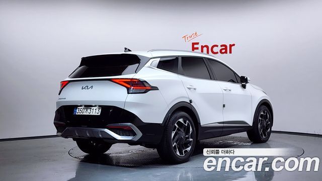 Kia Sportage Diesel 2.0 2WD — photo 1 of 32