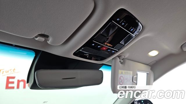 Hyundai Grandeur 2,5 Gasoline 2WD — photo 1 of 36