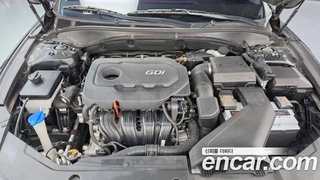 Hyundai Grandeur 2.4 Modern — photo 1 of 33