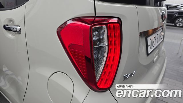 Kia RAY Prestige — photo 1 of 33