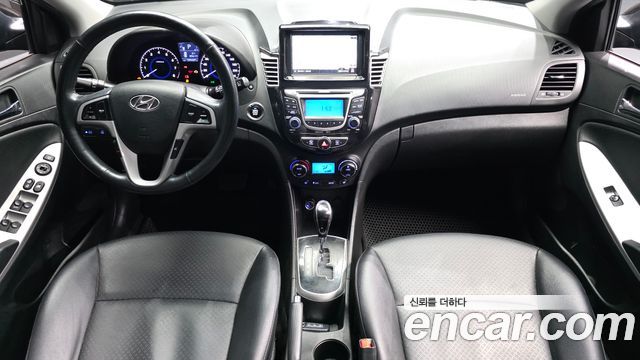 Hyundai Accent WIT 1.6 GDI Premium — photo 1 of 31