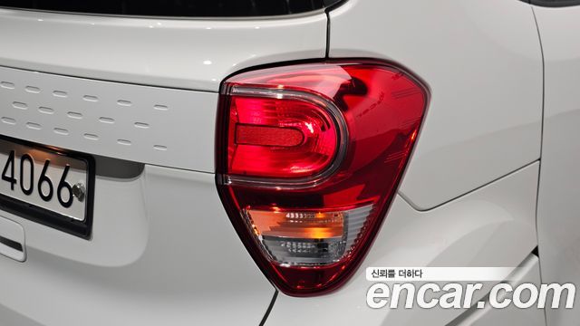 Kia RAY Luxury — photo 1 of 34