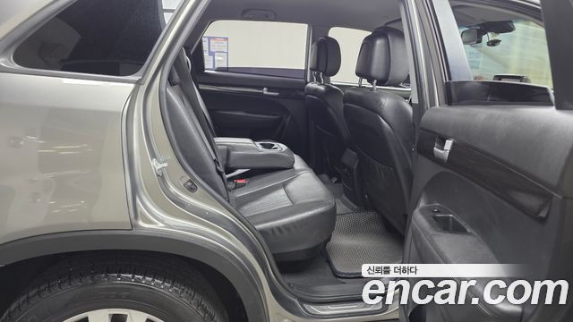 Kia Sorento Diesel 2.0 2WD TLX — photo 1 of 33