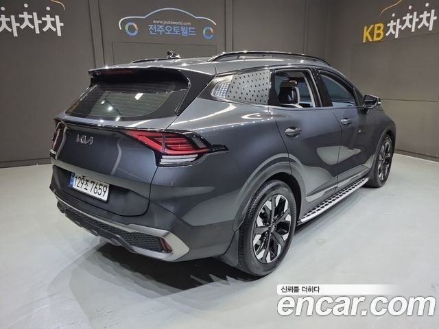 Kia Sportage Gasoline 1.6 Turbo 2WD — photo 1 of 20