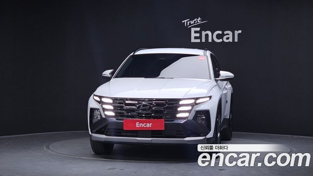Hyundai Tucson Gasoline 1.6 Turbo 2WD — photo 1 of 35