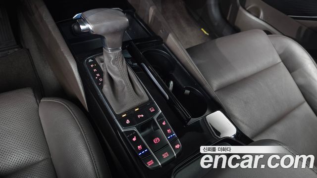 Kia K7 2.4 GDI Prestige — photo 1 of 30