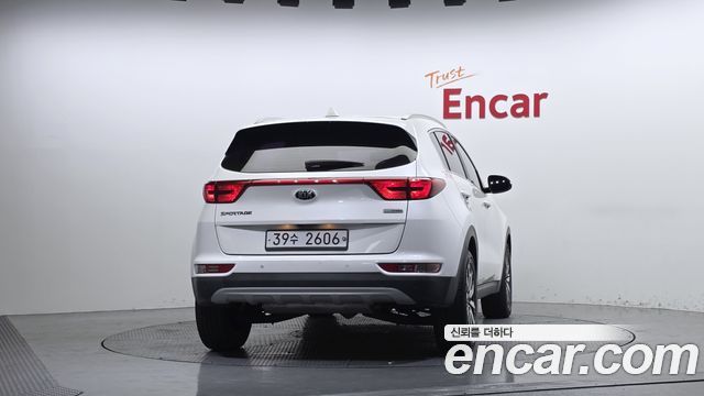 Kia Sportage Diesel 2WD Prestige — photo 1 of 30